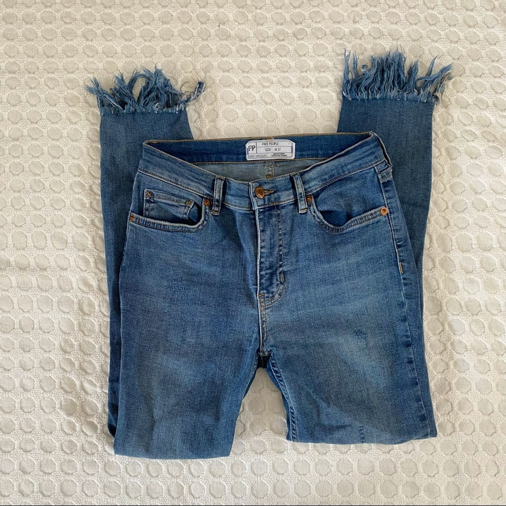 Free People Distressed Cropped Skinny Jeans 27